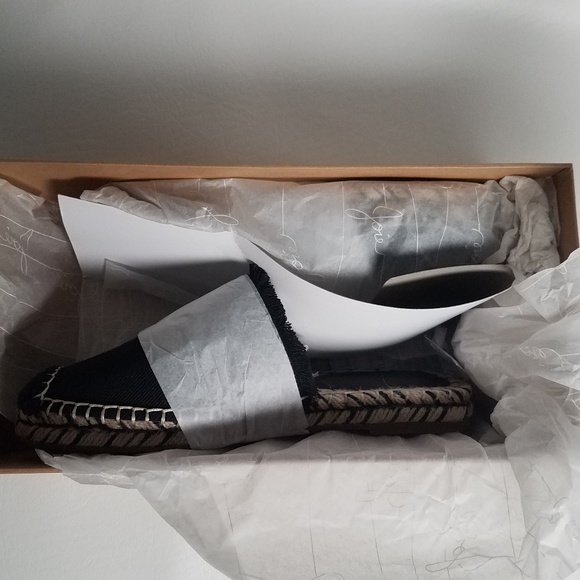 Joie Black Cain Style Shoes - Picture 5 of 8